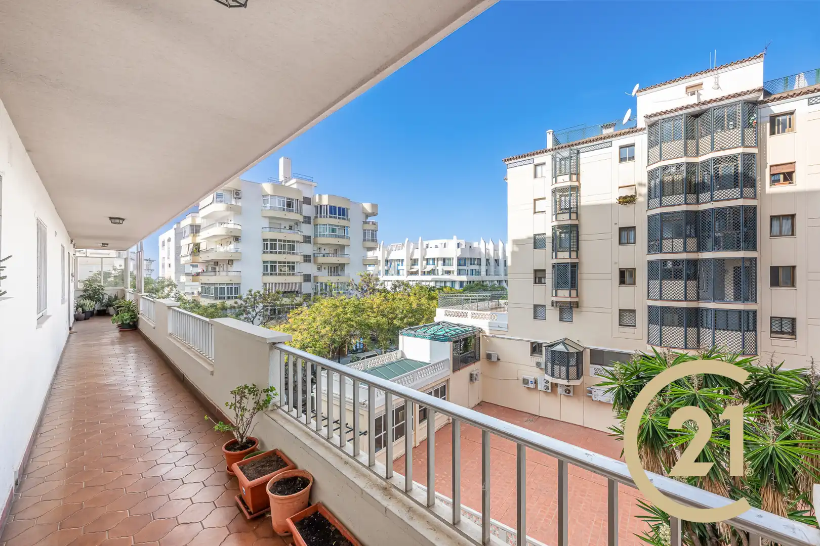 Flat with pool for sale in Avenida Ricardo Soriano 53, imagen 10
