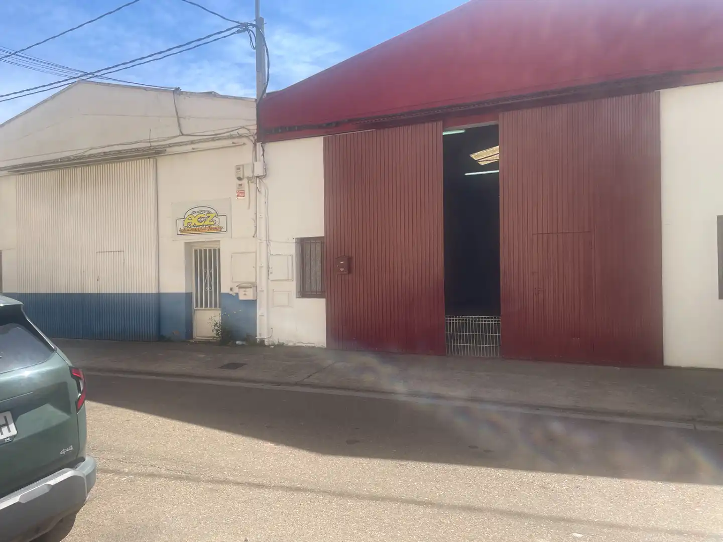 Exterior view of Industrial buildings for rent in Zaragoza