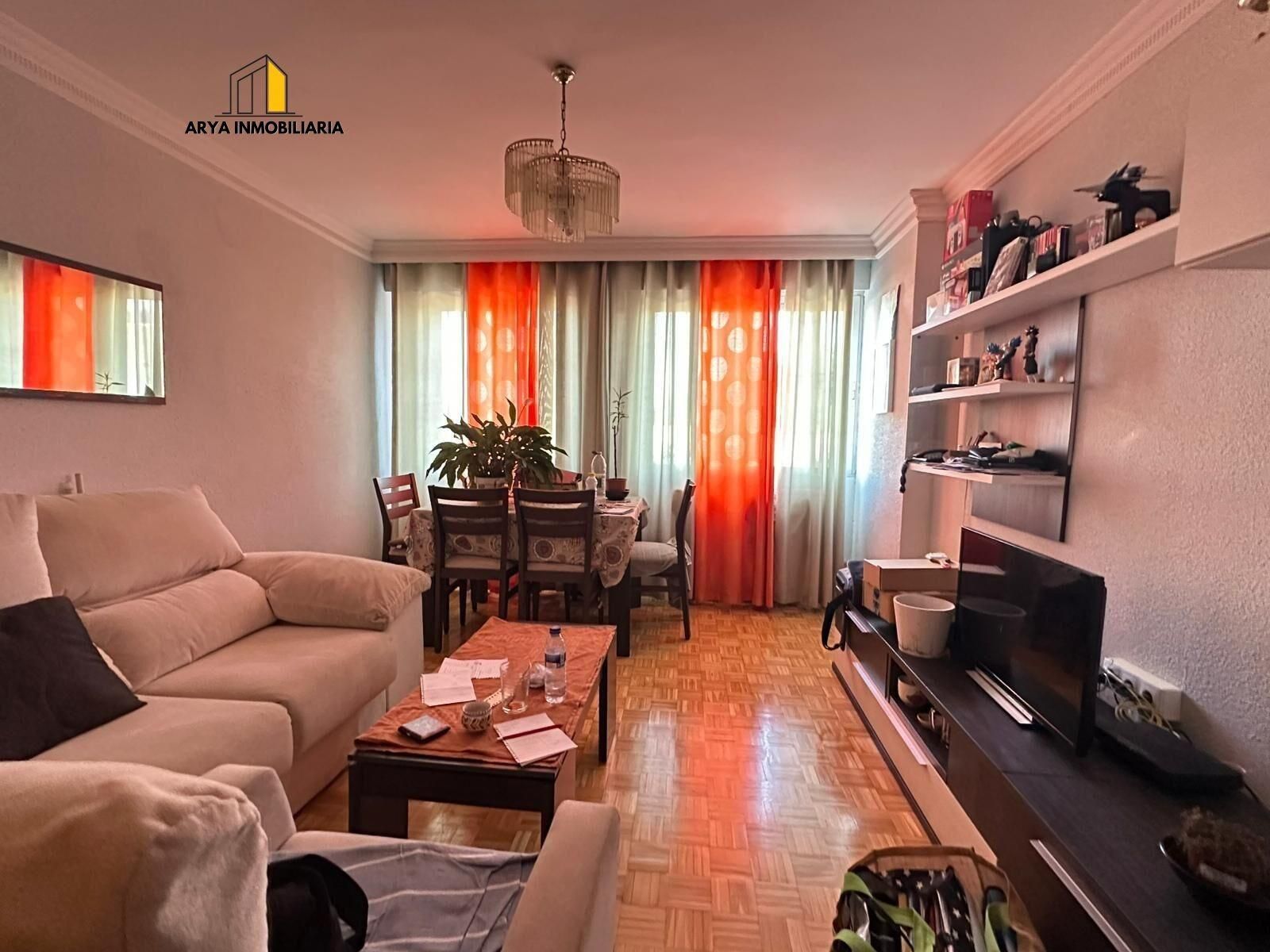 Living room of Flat for sale in Torrejón de Ardoz  with Heating