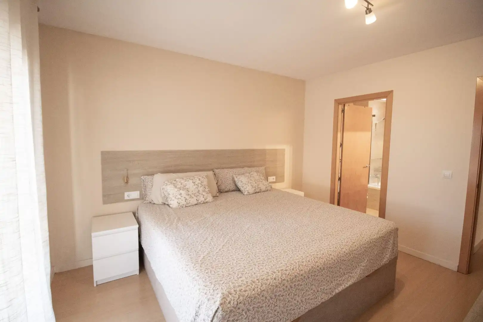 Bedroom of Houses for sale in Palau-saverdera  with Air Conditioner, Heating and Private garden