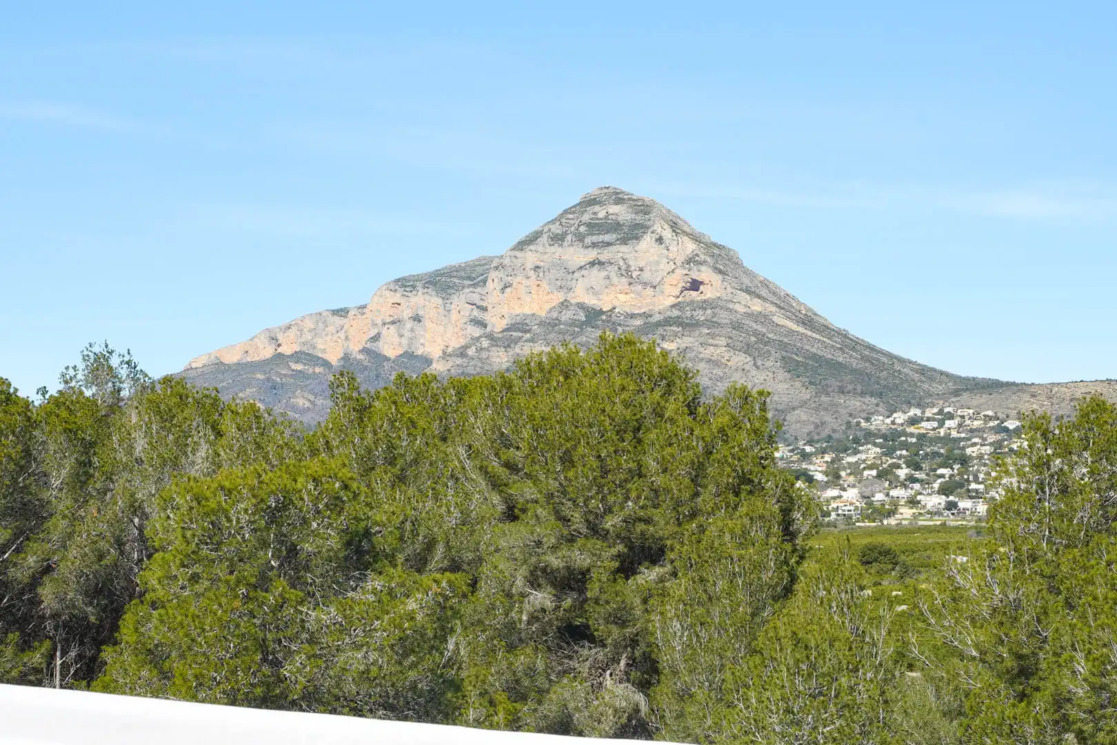 Vista exterior de Casa o xalet en venda en Jávea / Xàbia amb Calefacció i Piscina