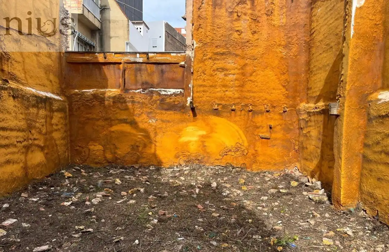 Terrenos y solares en venta en Carrer de Peset Aleixandre, imagen 3