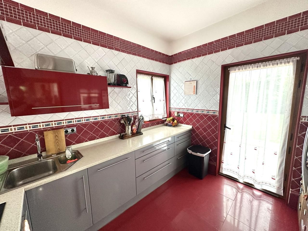 Cuina de Casa o xalet en venda en Villaviciosa amb Calefacció i Terrassa