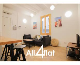 Exterior view of Flat to rent in  Barcelona Capital  with Air Conditioner and Parquet flooring