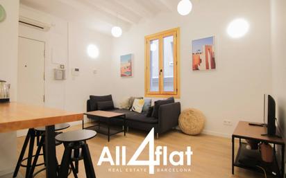 Exterior view of Flat to rent in  Barcelona Capital  with Air Conditioner and Parquet flooring