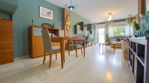 Foto 3 de Casa adosada en venda a Calle Practicante Rafael Tovar, 35, Aljamar, Tomares