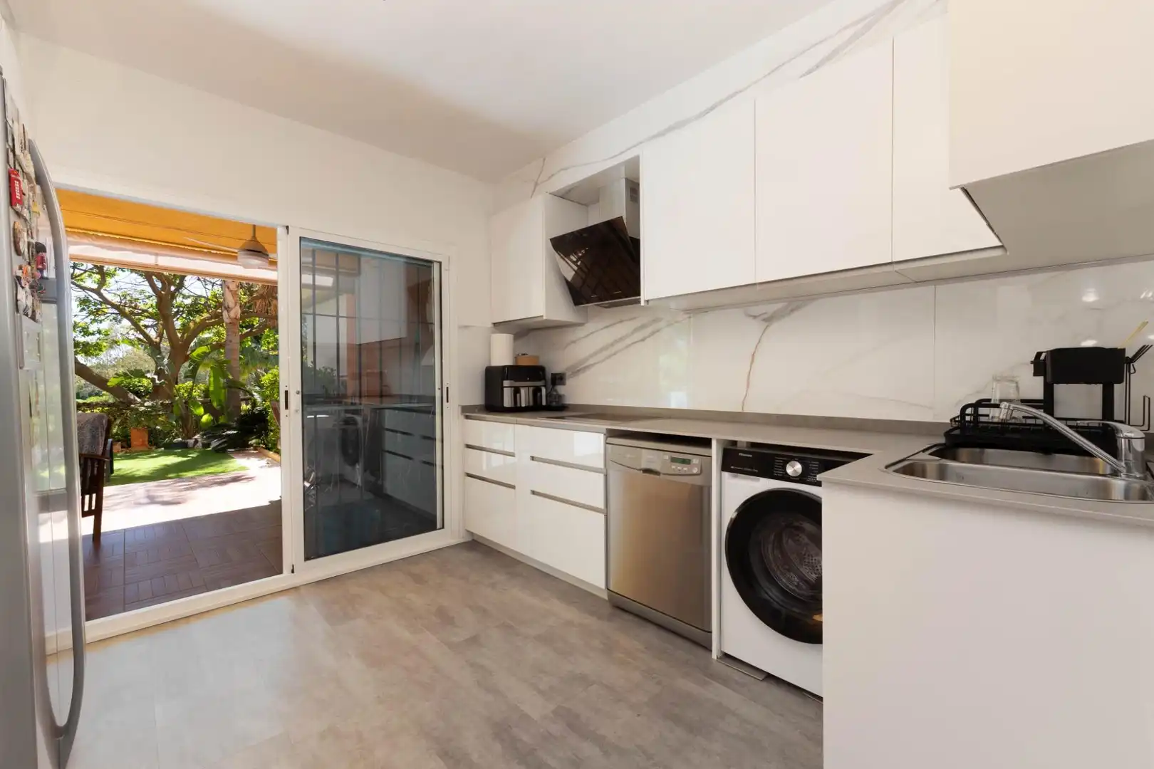 Bajo con piscina en venta en Elviria - Cabopino, imagen 5