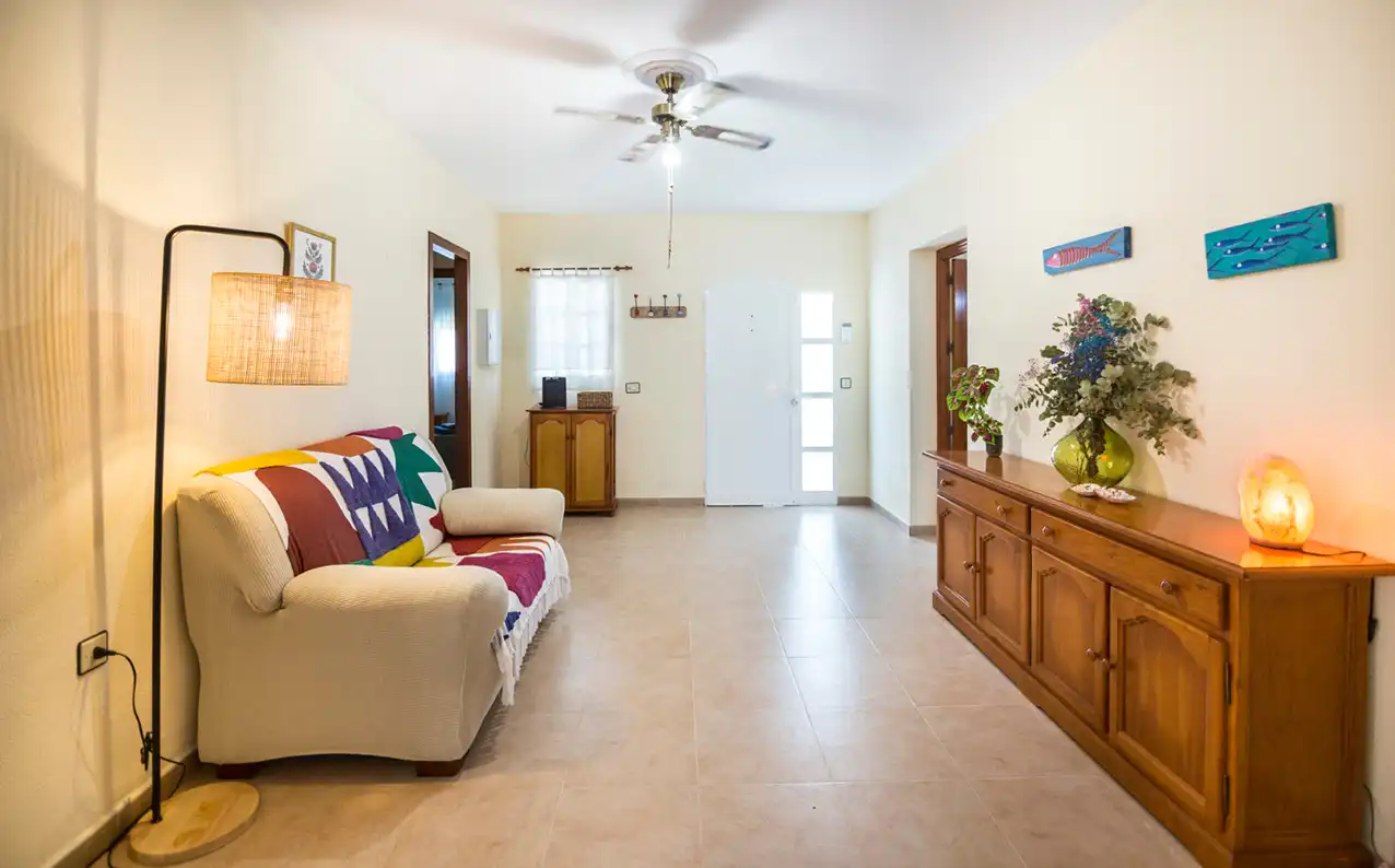 Sala de estar de Casa o chalet de alquiler en Chiclana de la Frontera con Piscina y Amueblado