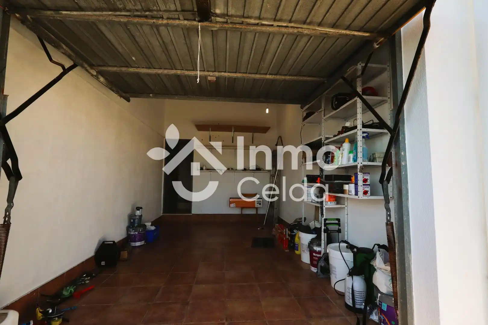 Casa adosada en venta en Chiva con Calefacción, Jardín privado y Terraza