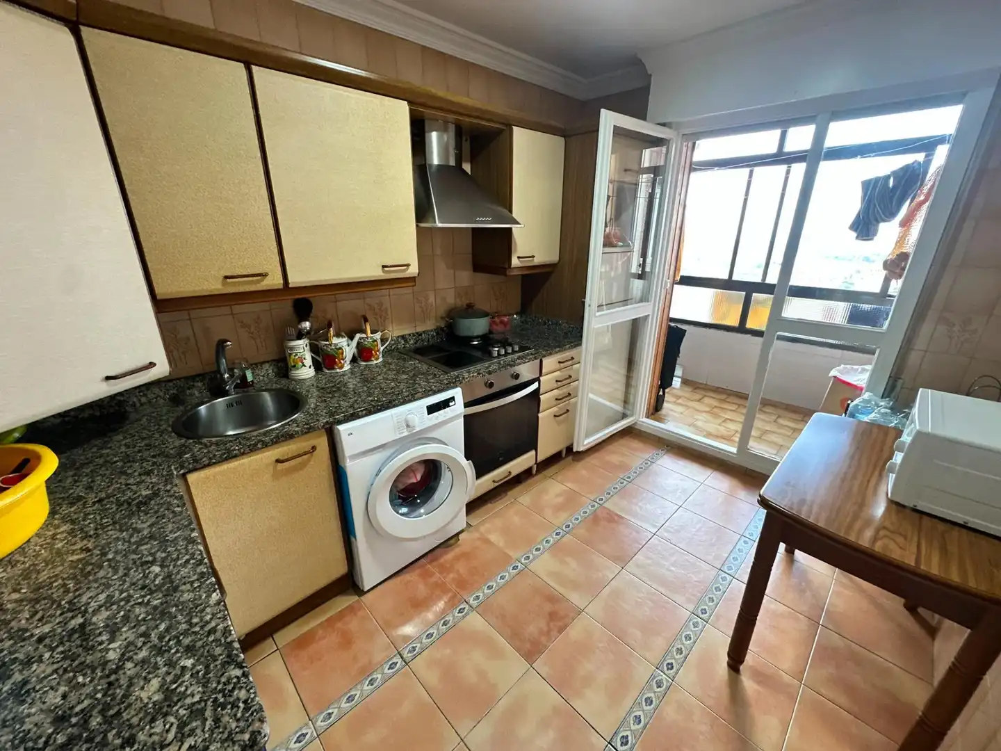 Cocina de Piso en venta en Santander con Terraza