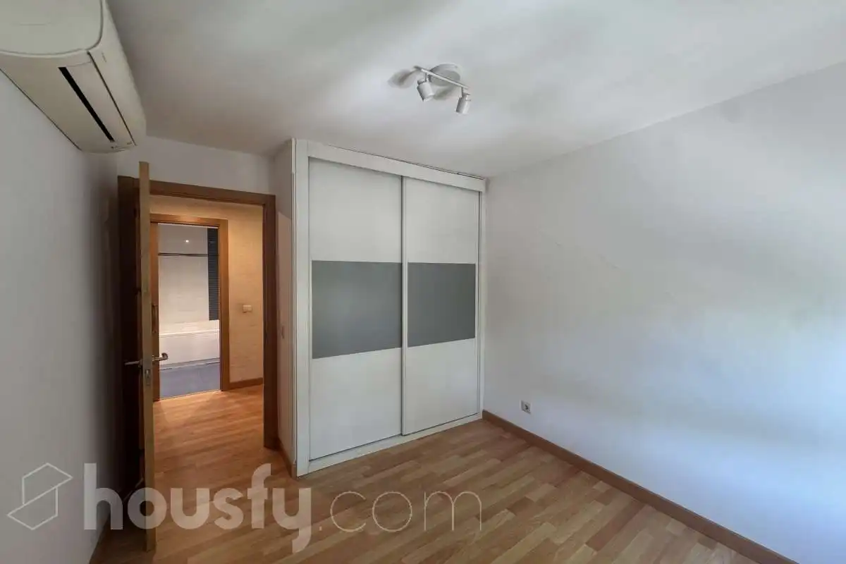 Flat for rent in Avenida de Madrid, Santa Bárbara - La Zaporra