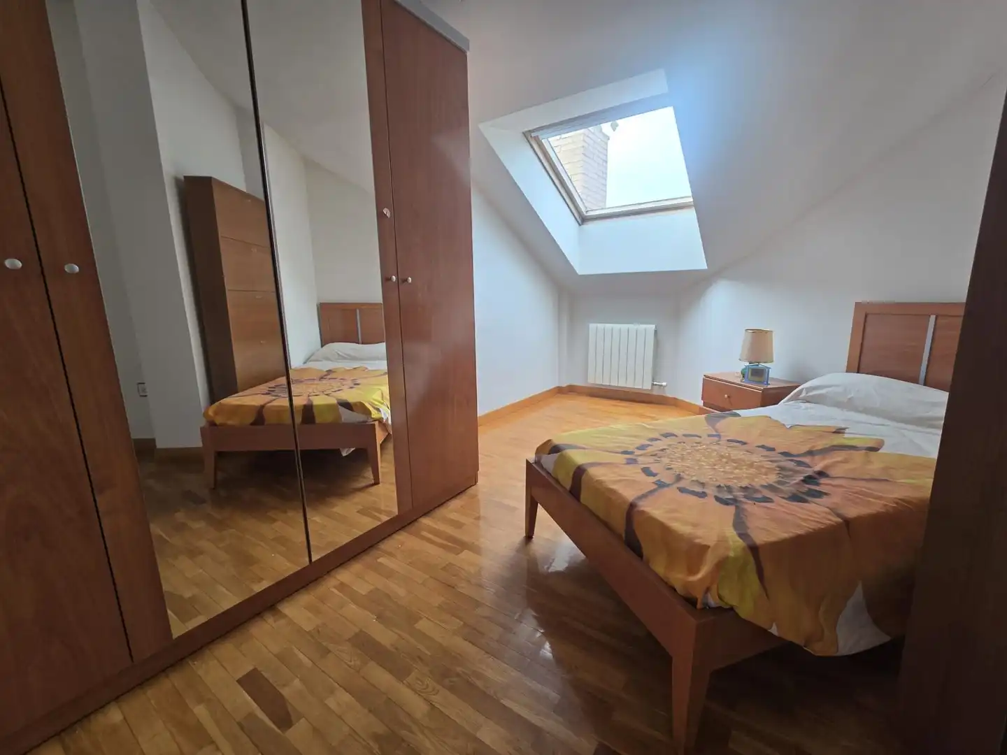 Habitación de Dúplex en venta en Villamediana de Iregua con Calefacción y Amueblado