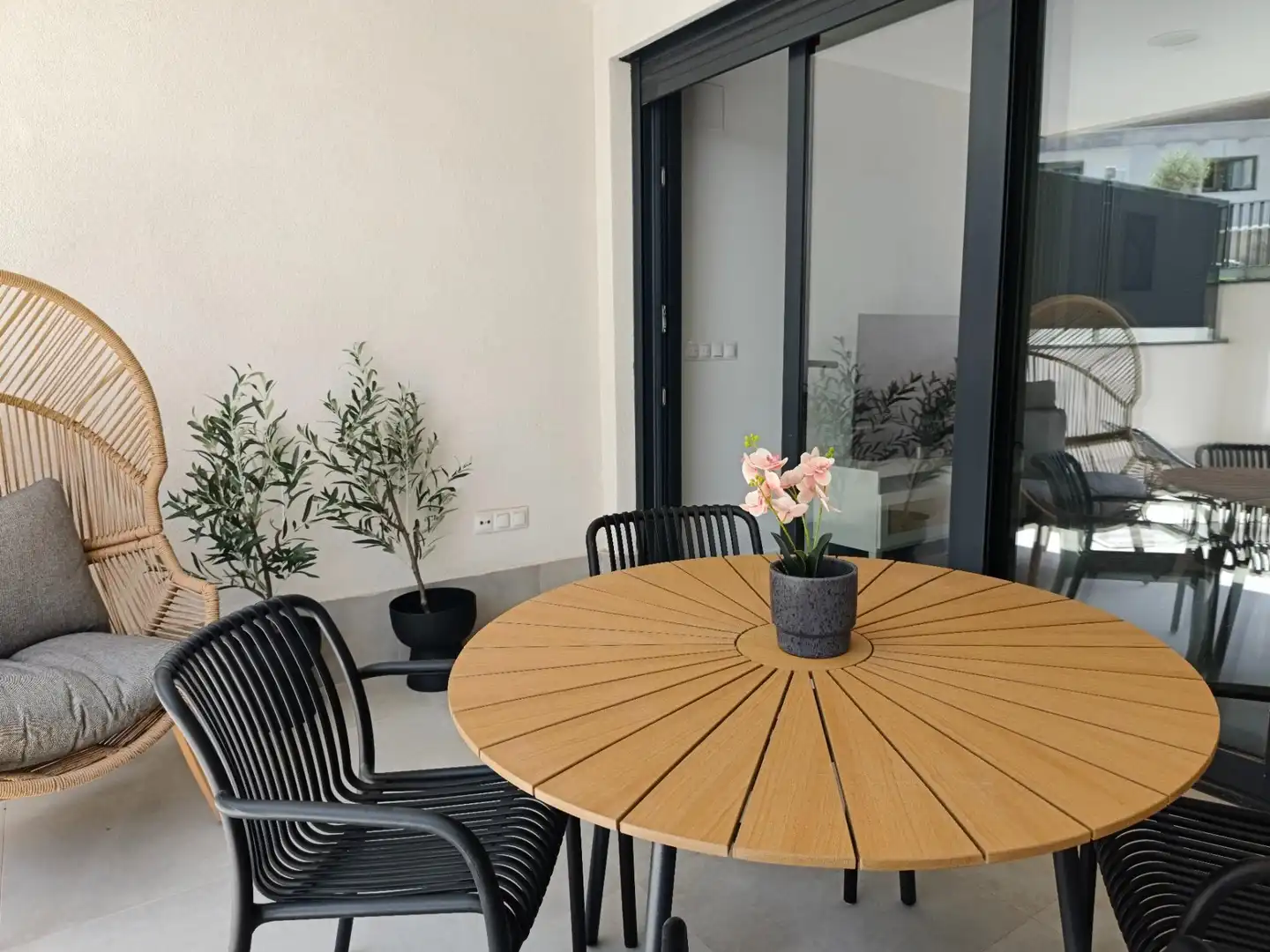 Terrace of Ground floor for rent in Orihuela  with Air Conditioner, Heating and Private garden