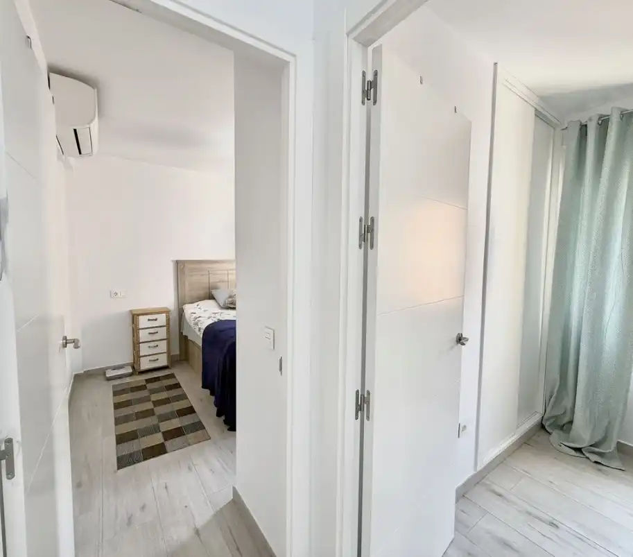 Bedroom of Flat for sale in Fuengirola  with Furnished, Oven and Washing machine