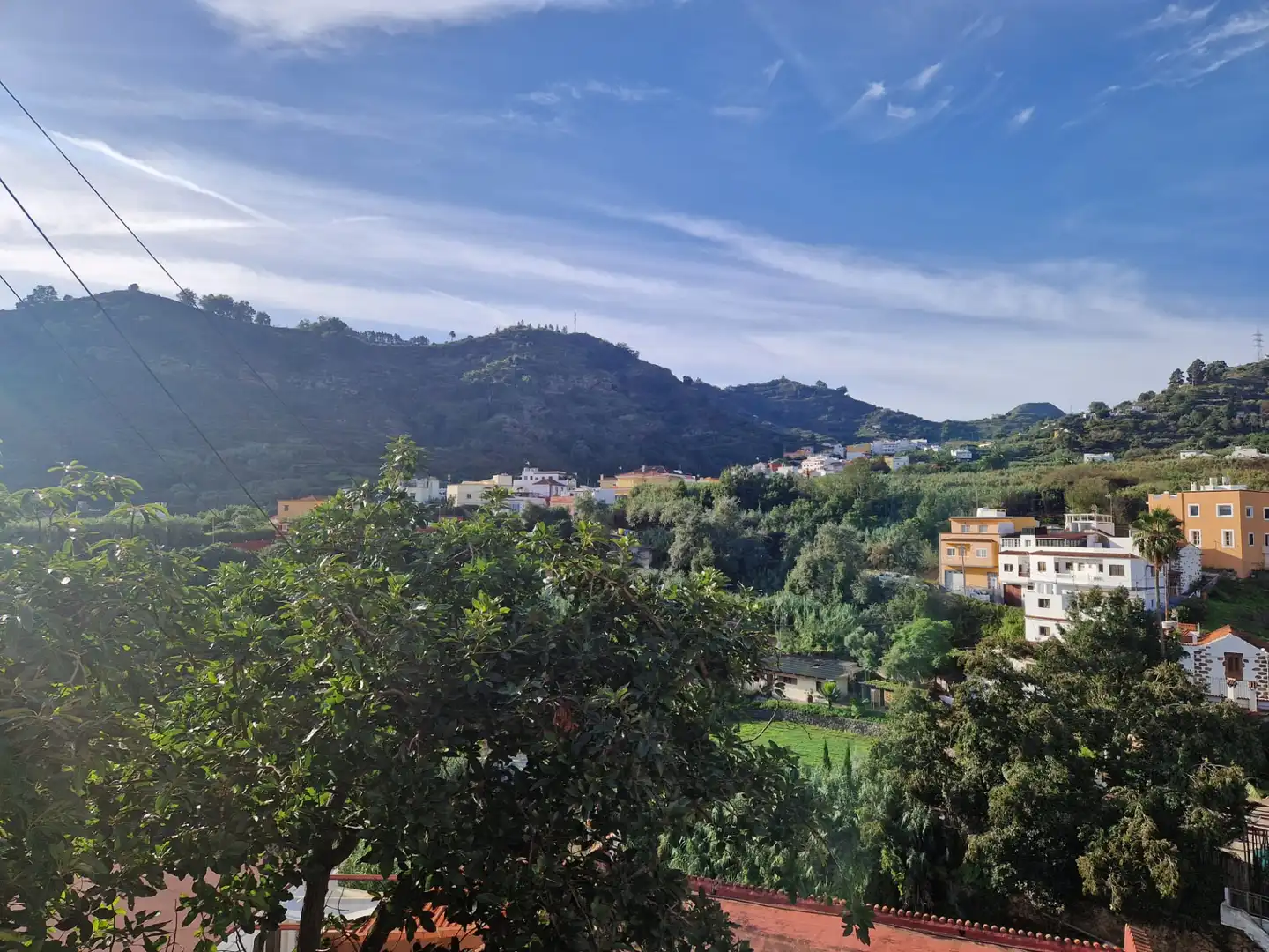 Vista exterior de Casa adosada en venda en Teror amb Jardí privat i Internet