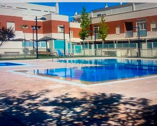 Piscina de Casa adosada en venda en  Albacete Capital amb Aire condicionat, Calefacció i Parquet