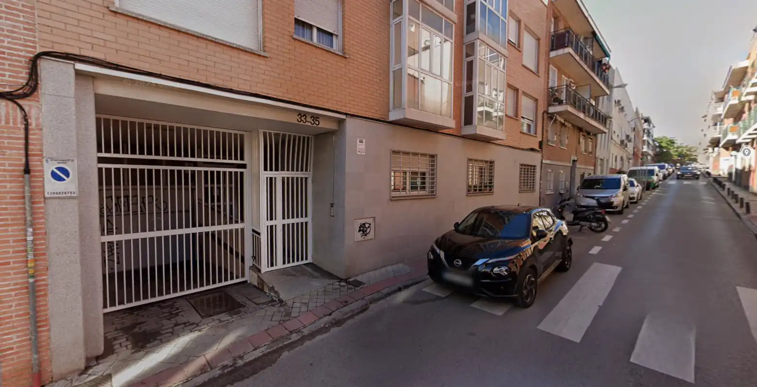 Vista exterior de Pis en venda en Madrid