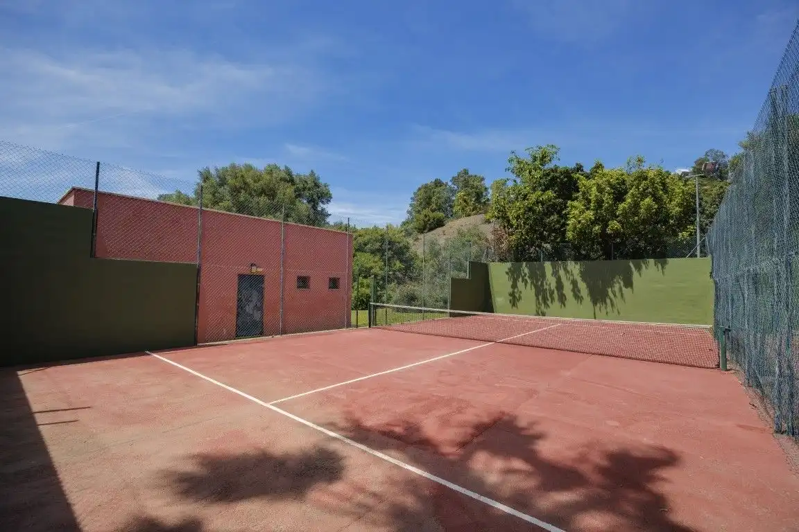 Jardín de Casa o chalet en venta en Benahavís con Aire acondicionado, Calefacción y Jardín privado