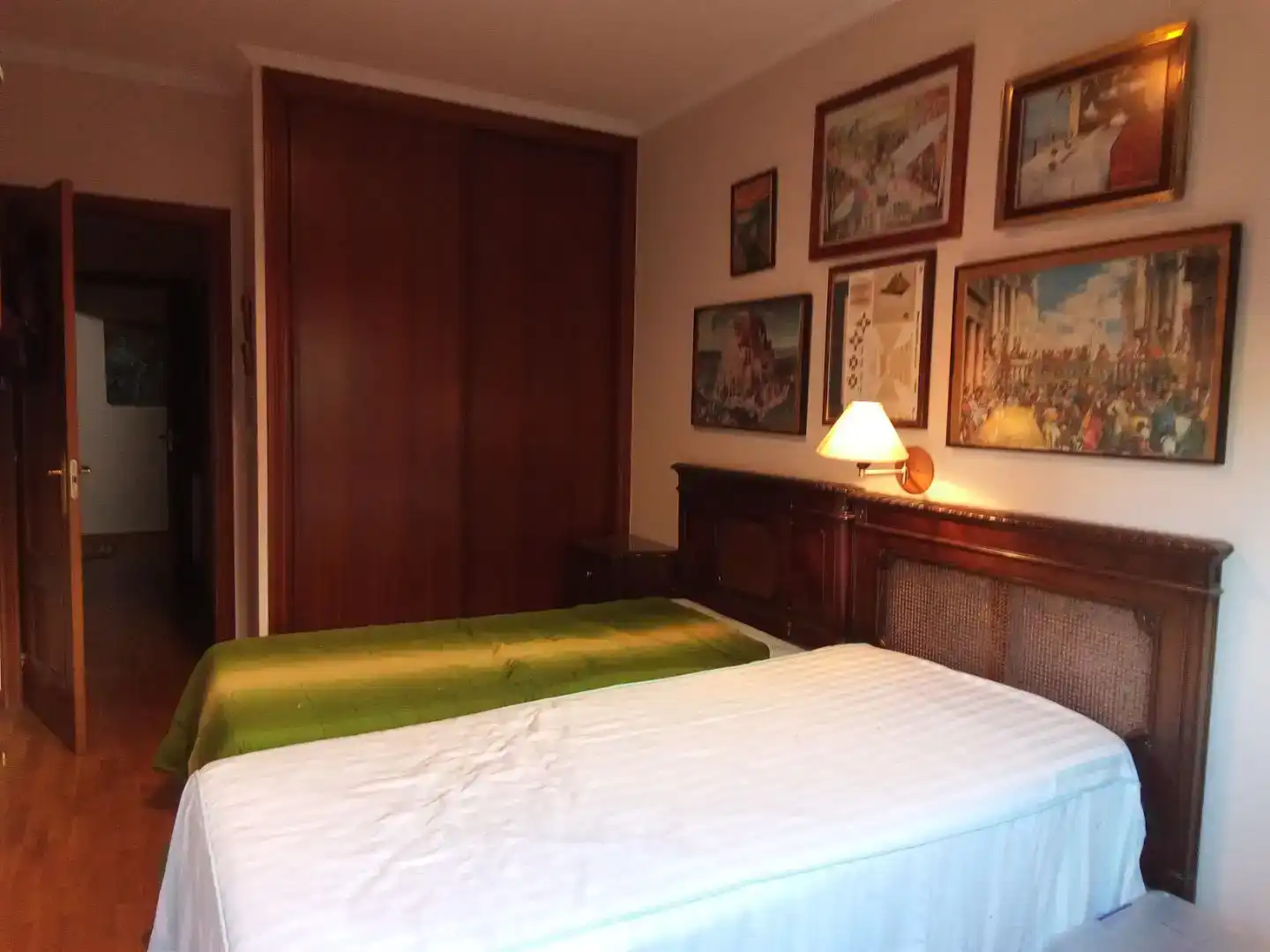 Habitación de Piso de alquiler en Nigrán con Jardín privado, Parquet y Amueblado