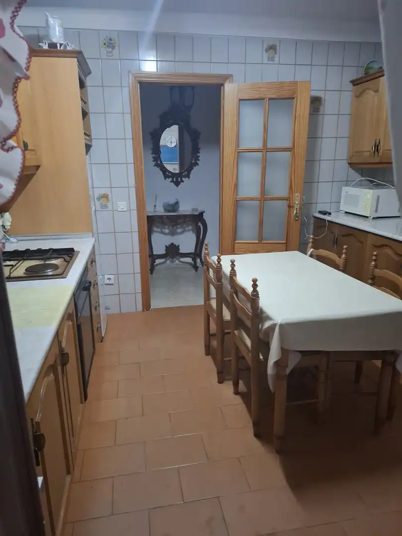 Cuina de Pis en venda en Algeciras amb Moblat, Balcó i Alarma
