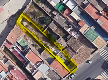 Terreno residenziale in vendita a Avenida Alemania-Italia