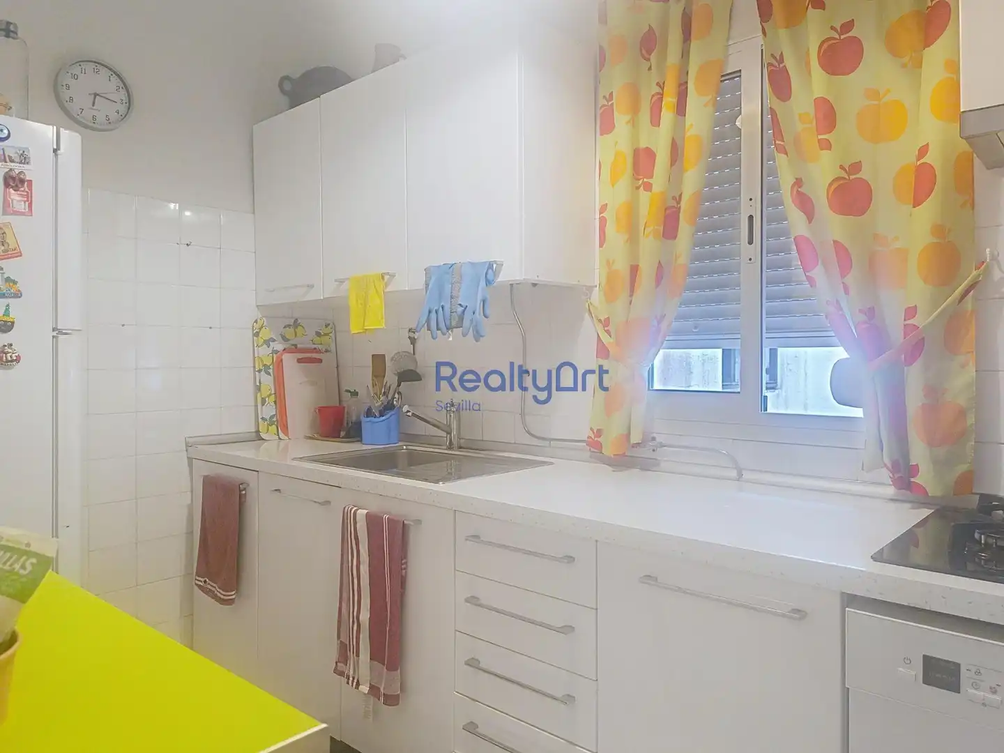 Kitchen of Flat for sale in Sevilla