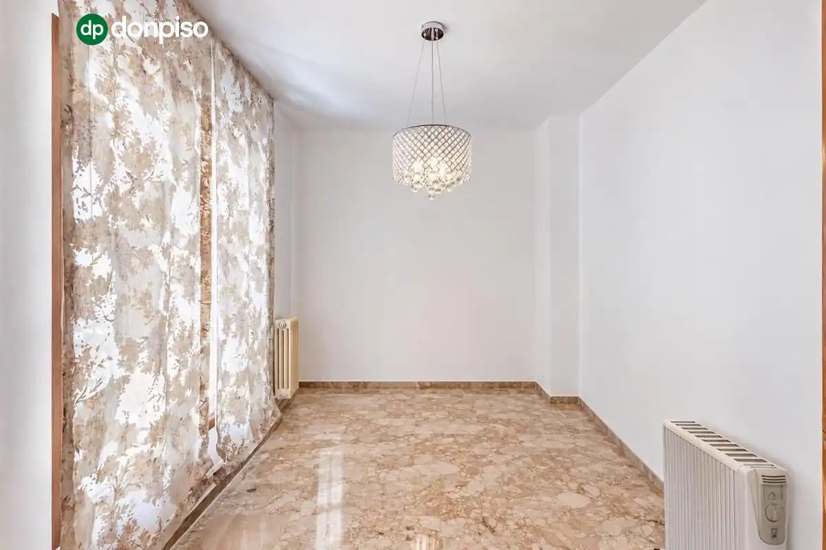 Dining room of Flat for sale in Centro