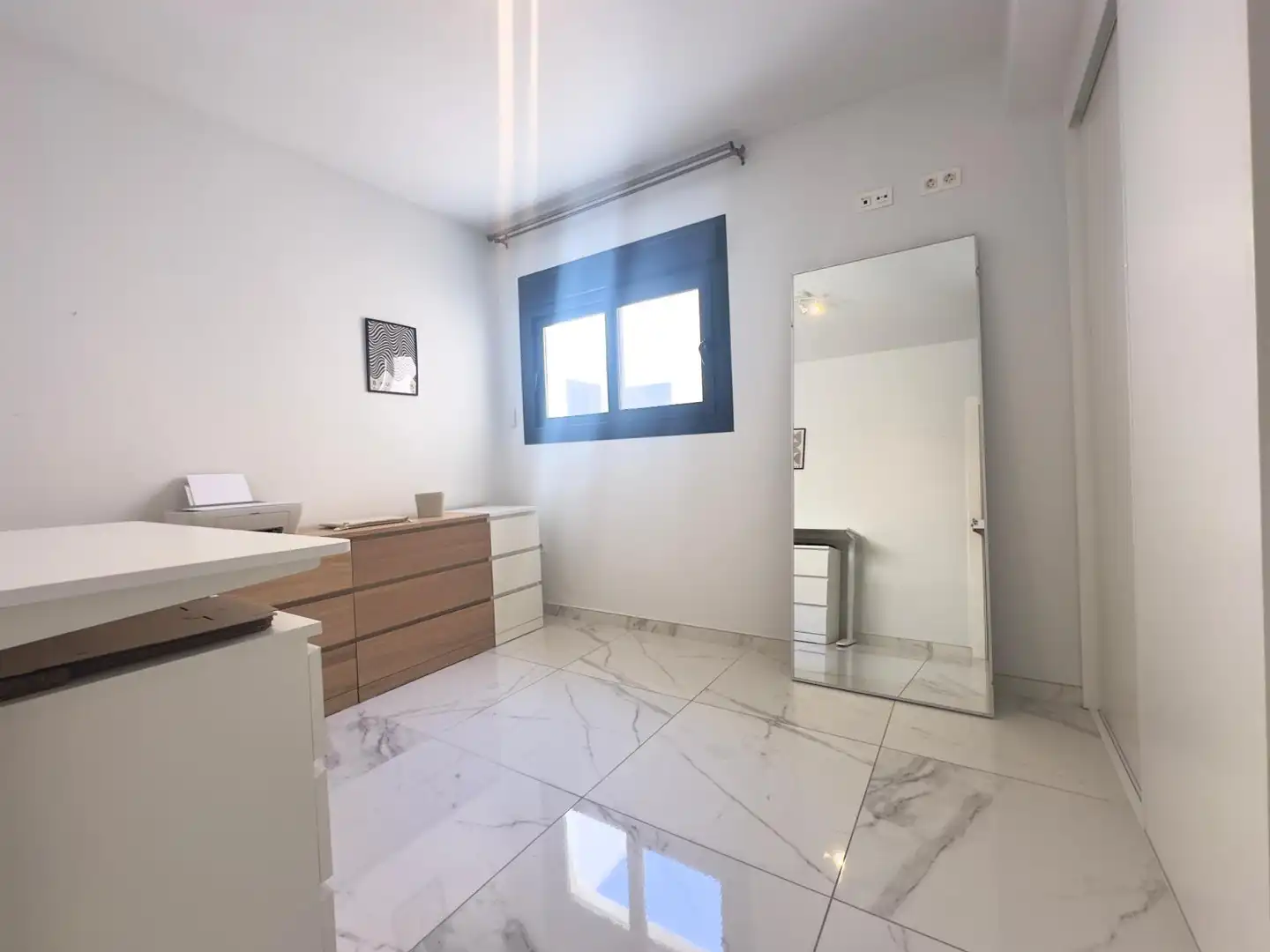 Apartament amb terrassa en venda a Calle 03189, imagen 4