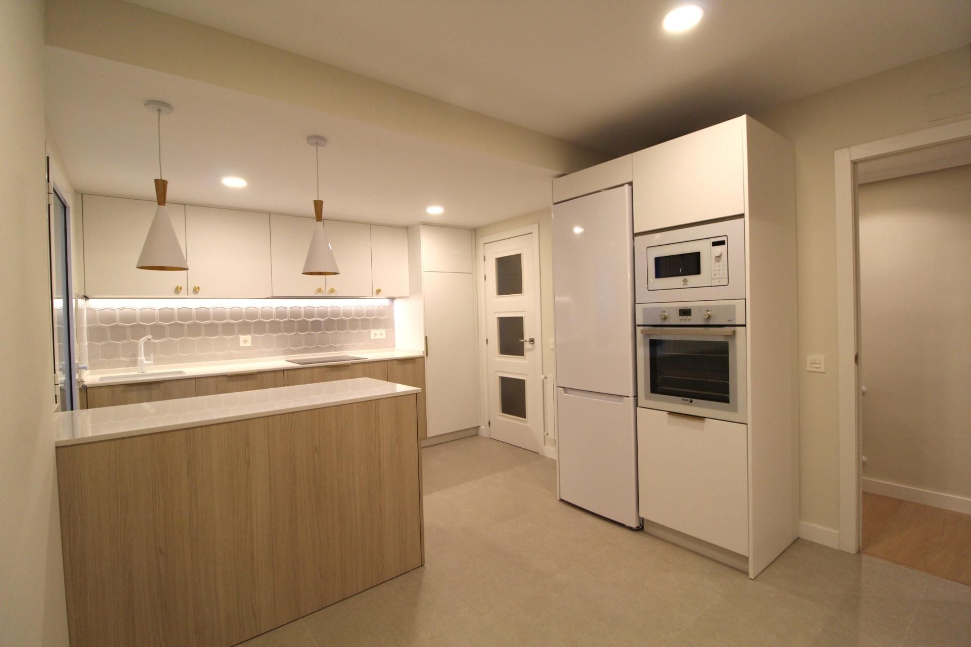 Kitchen of Flat to rent in Badajoz Capital  with Air Conditioner and Heating