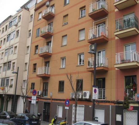 Piso en Venta en Sarriá de Ter en Can Mas