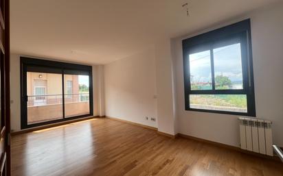 Living room of Flat for sale in Sabadell  with Community pool