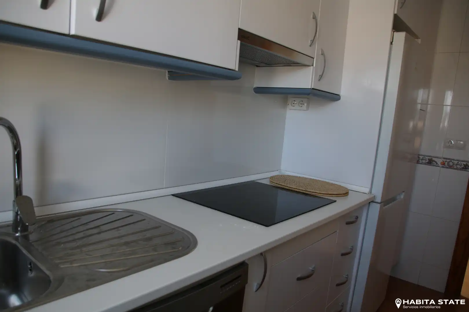 Kitchen of Flat for rent in Almería  with Air Conditioner, Terrace and Furnished