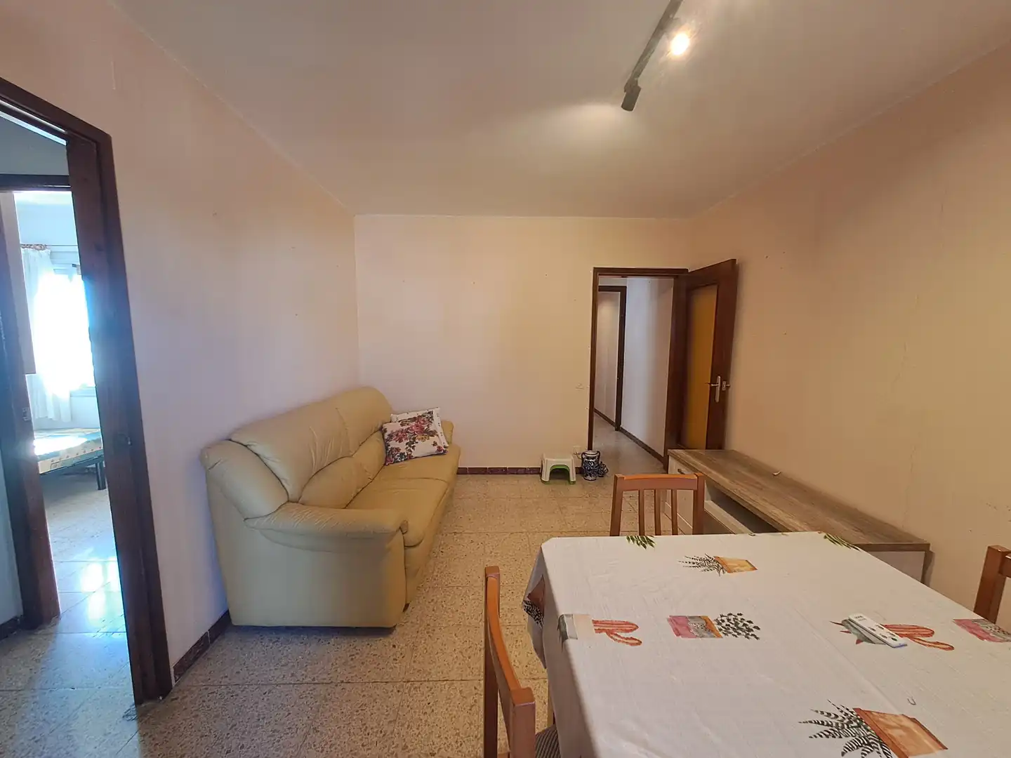 Wohnzimmer von Wohnung zur Miete in Vilanova i la Geltrú mit Möbliert, Ofen und Waschmaschine