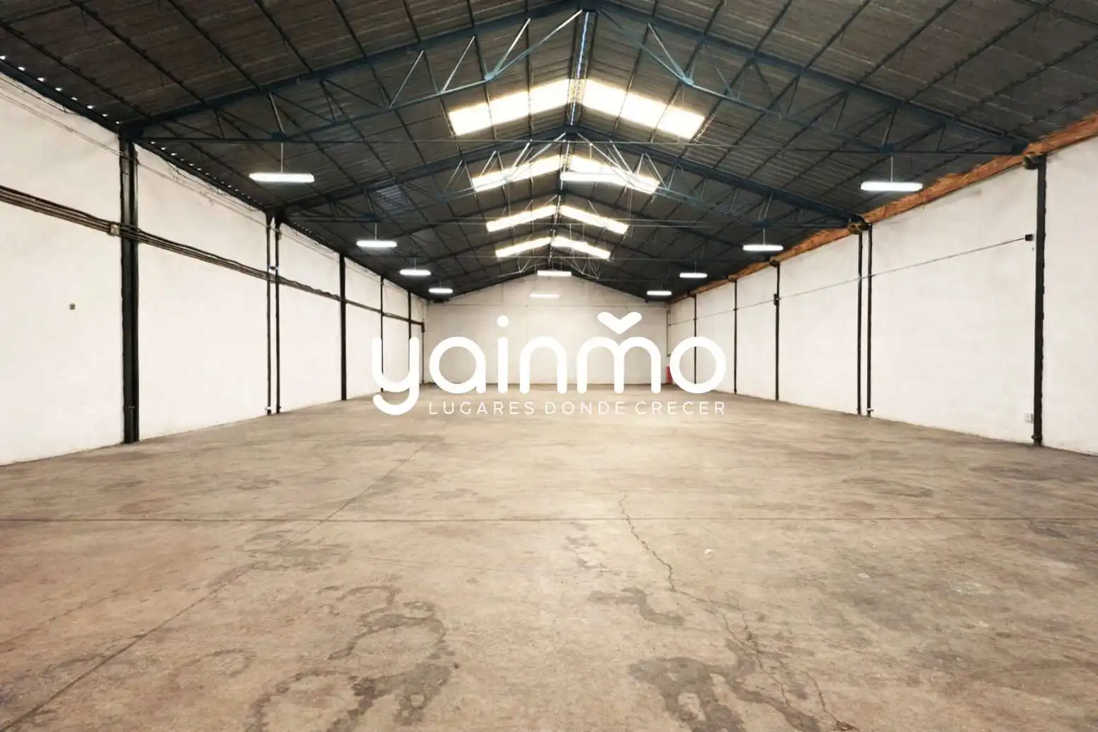 Industrial building for sale in Jaén - Calle Jabalquinto