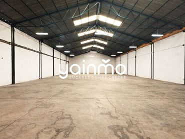 Nave industrielle à vendre à Jaén - Calle Jabalquinto