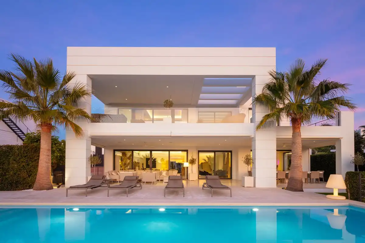 Haus mit Pool zum Verkauf in Nueva Andalucía, imagen 2