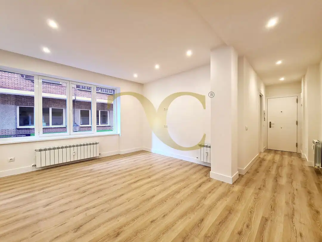 Piso con jardín en venta en Calle Uría, imagen 3