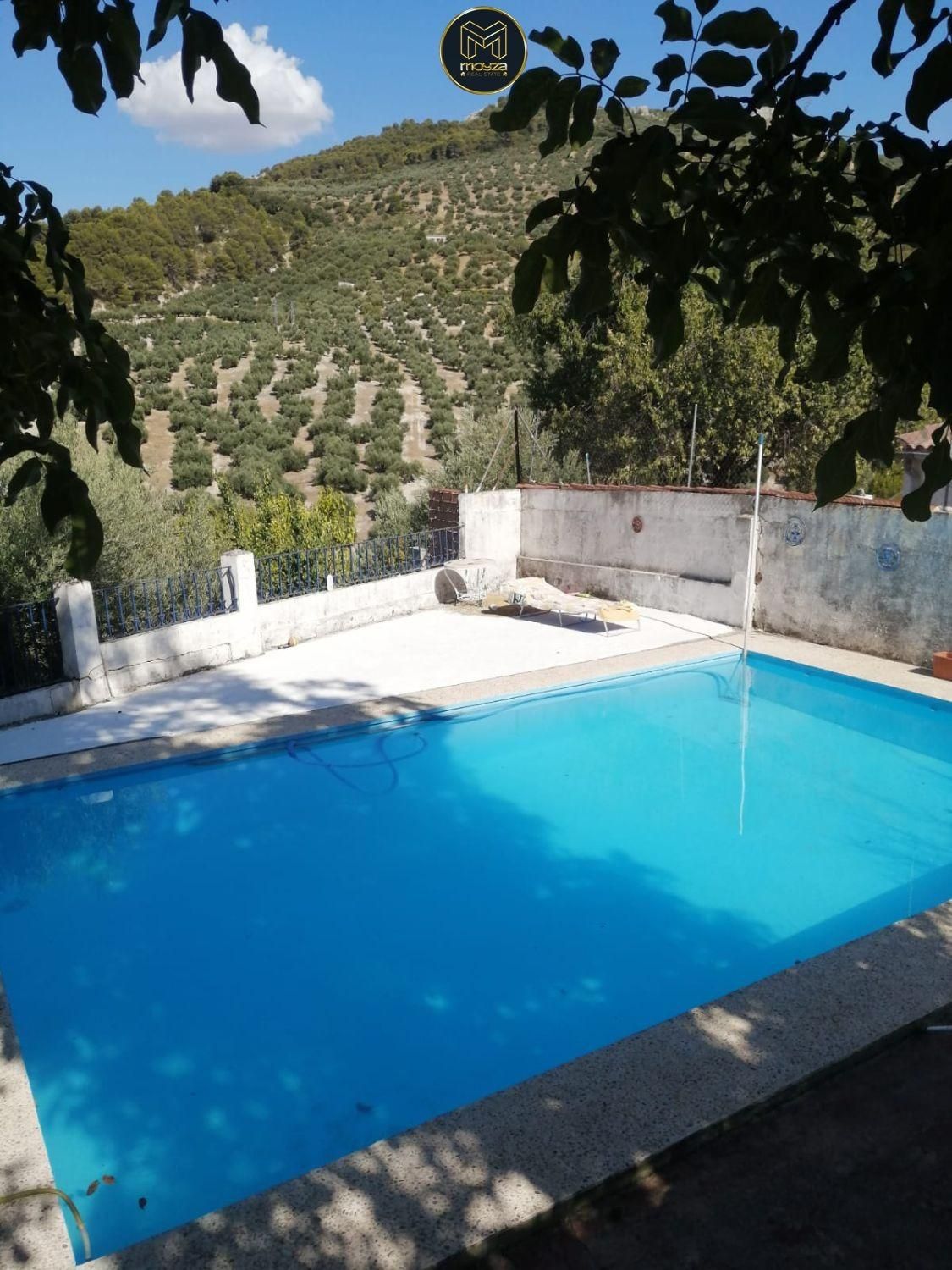 Piscina de Casa o xalet en venda en  Jaén Capital amb Aire condicionat
