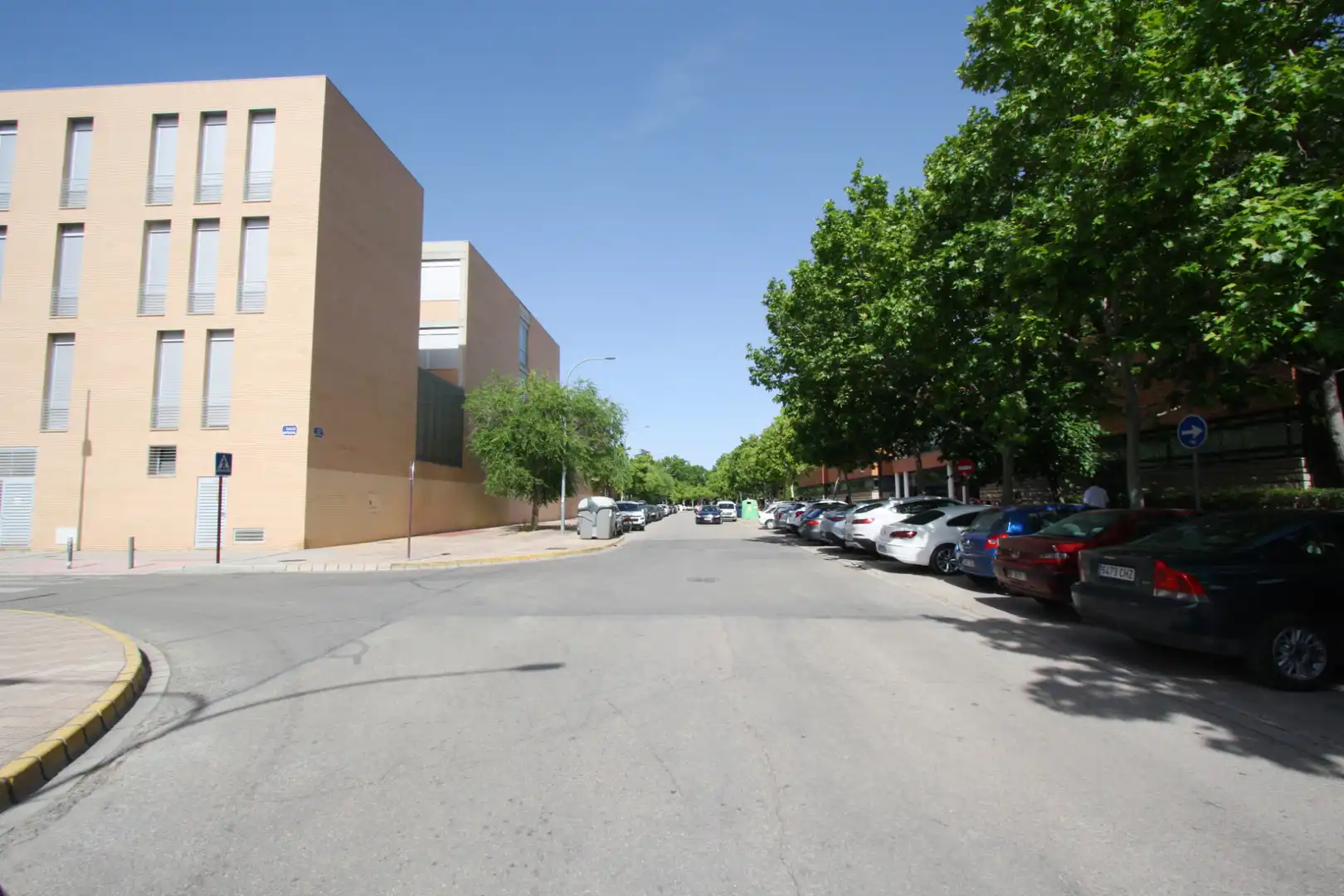 Parking de Piso en venta en Albacete con Calefacción, Parquet y Amueblado