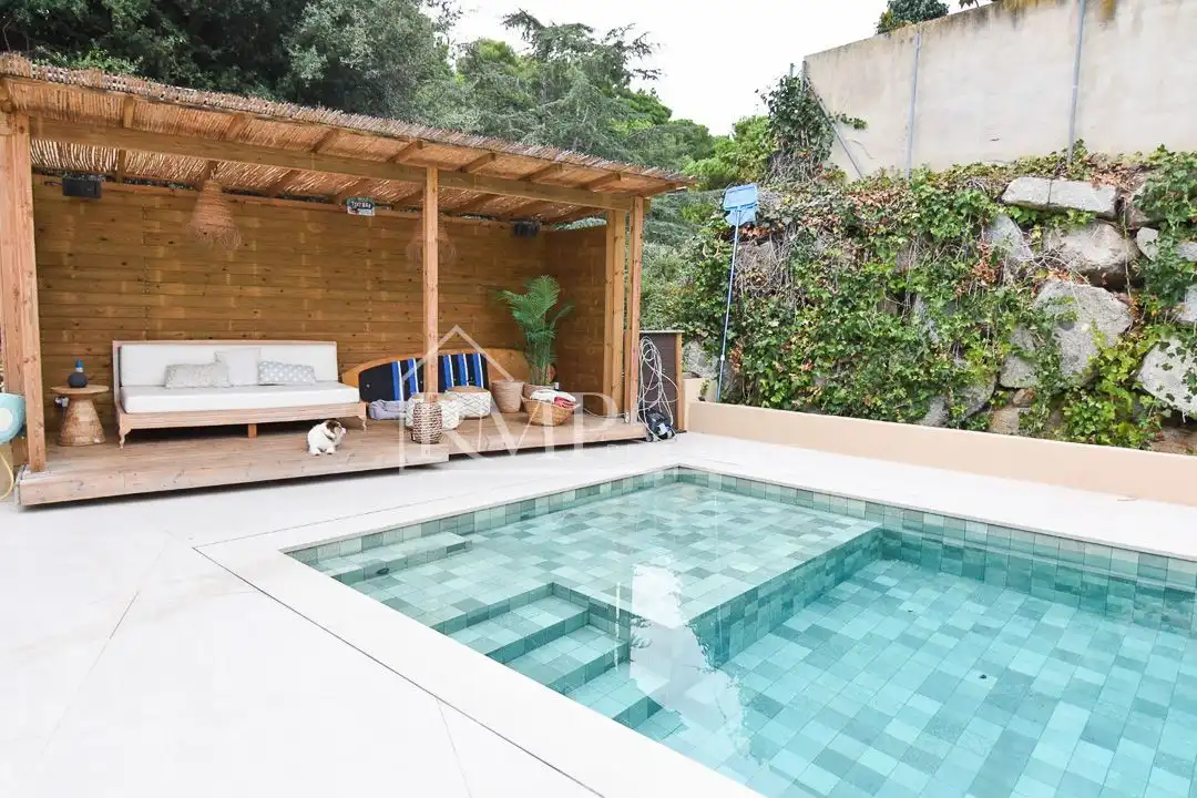 House with pool for sale in Niella s/n