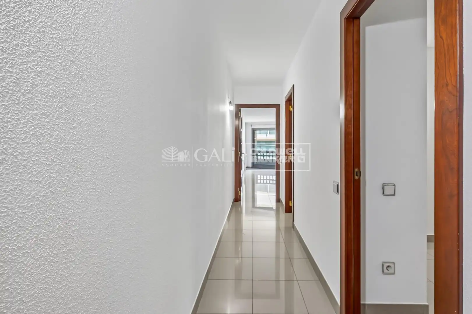 Piso de alquiler en Andorra la Vella con Calefacción, Terraza y Balcón