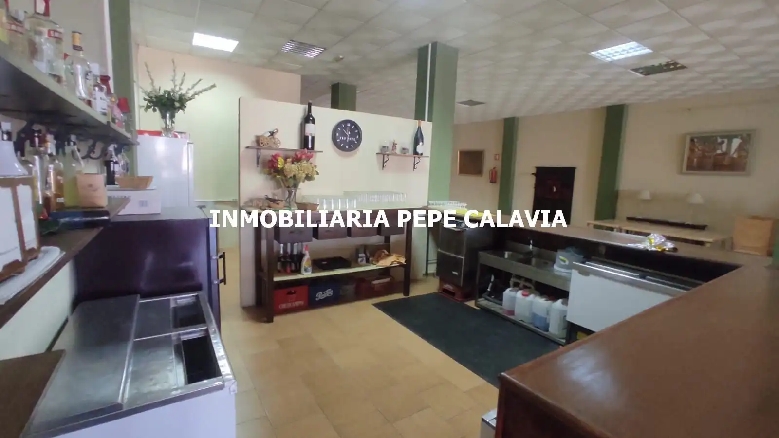 Local commercial à louer à Baeza, imagen 9