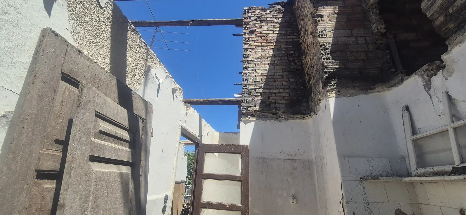 Vista exterior de Àtic en venda en Pontevedra Capital  amb Balcó