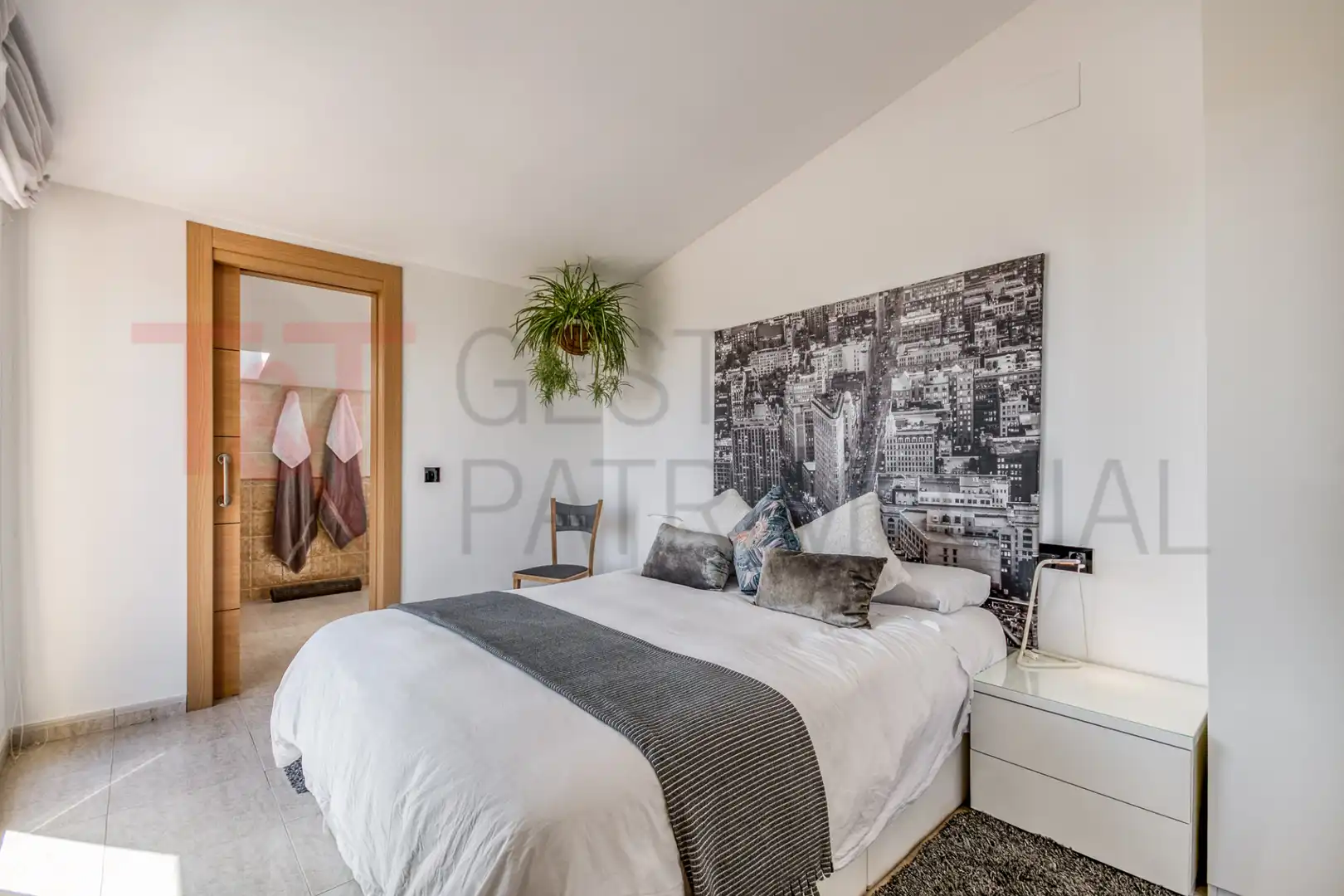 Habitación de Casa o chalet en venta en Vilanova i la Geltrú con Aire acondicionado, Calefacción y Terraza