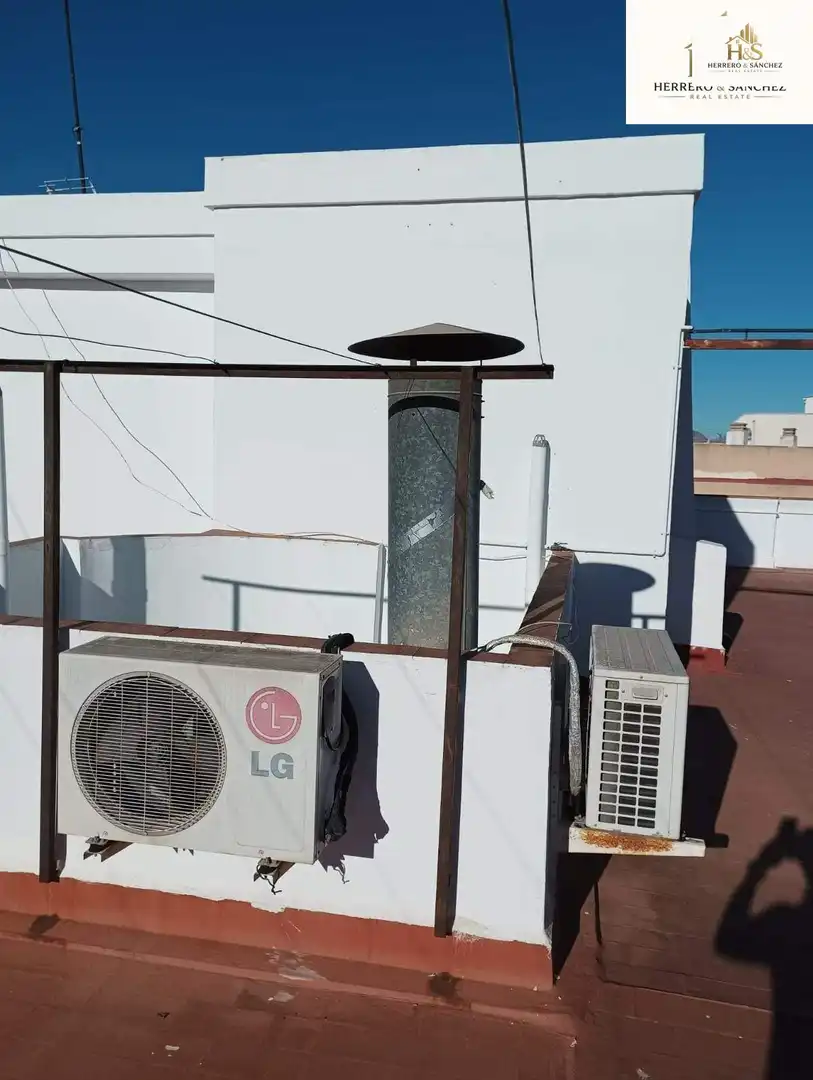 Local comercial en venta en Avenida CONDES DE SOTO AMENO, imagen 20