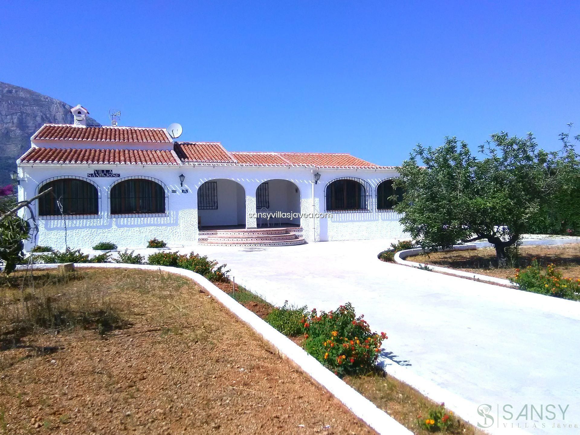 Vista exterior de Casa o xalet de lloguer en Jávea / Xàbia amb Aire condicionat i Traster