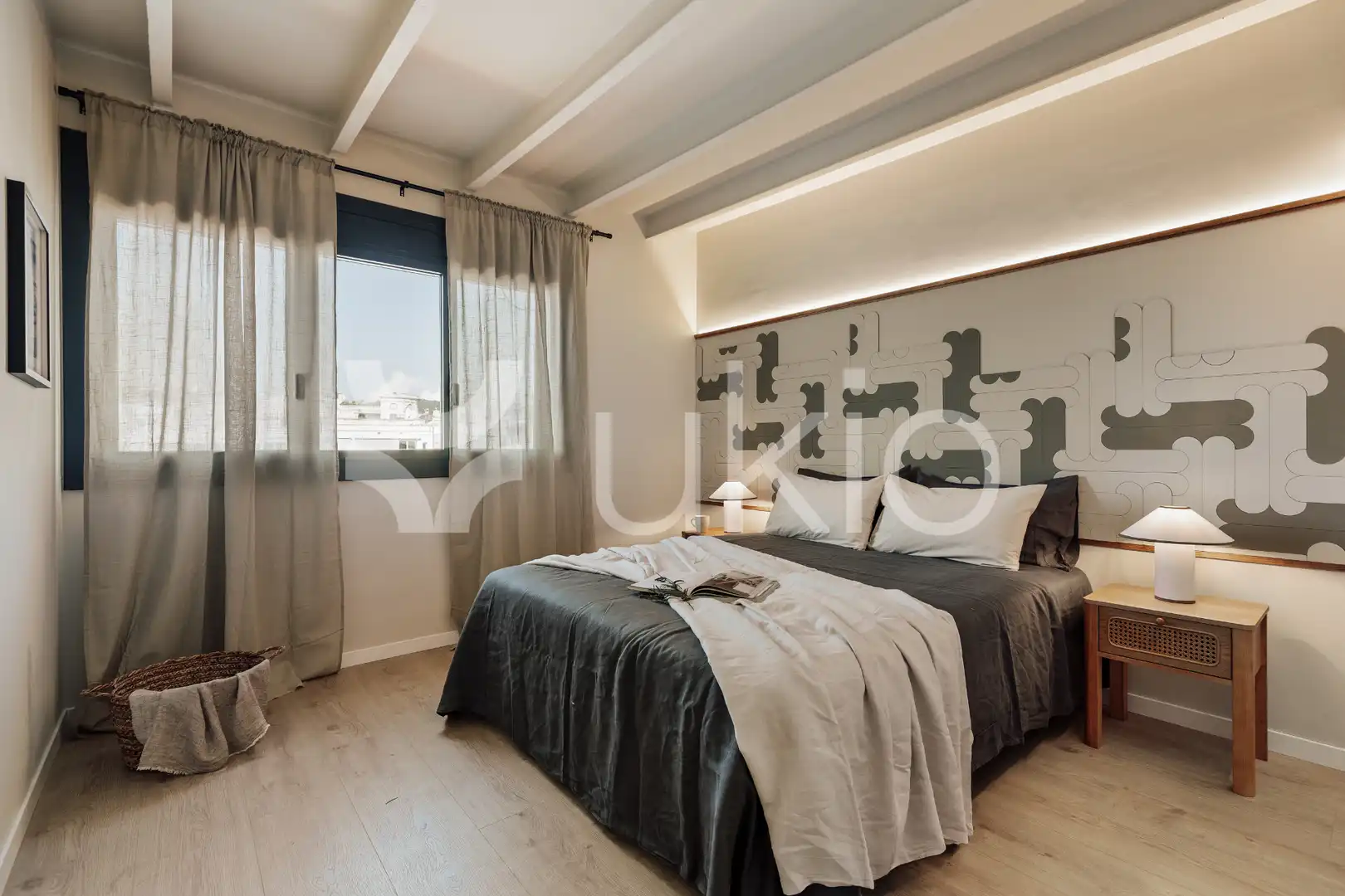 Bedroom of Apartments for rent in Barcelona  with Air Conditioner, Heating and Terrace