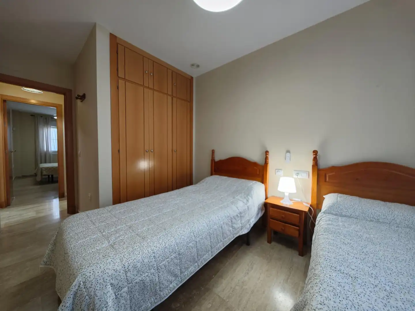 Habitación de Apartamento en venta en Chiclana de la Frontera con Jardín privado, Terraza y Amueblado