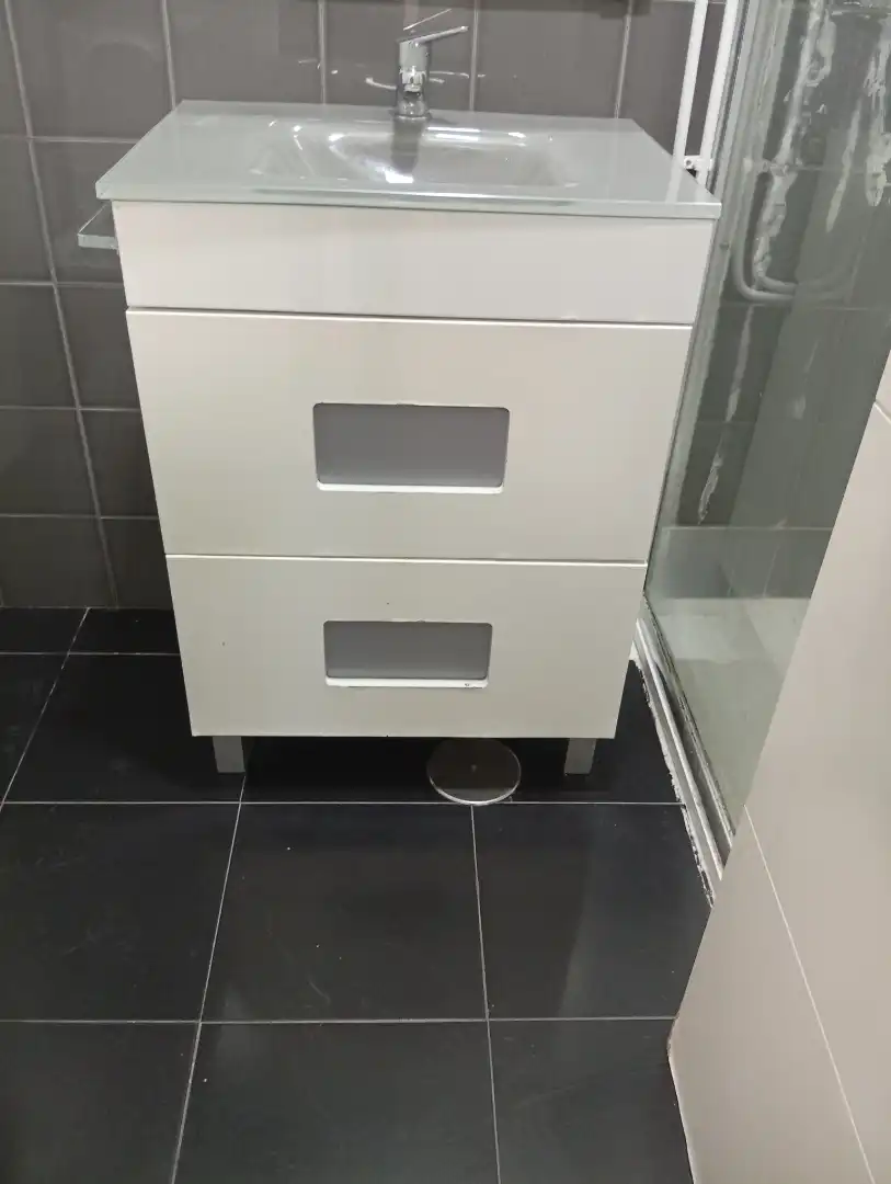 Bathroom of Flat for sale in Pozuelo de Alarcón  with Terrace, Oven and Washing machine
