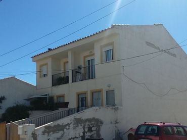 Semi-detached house for sale in C/ Golondrina